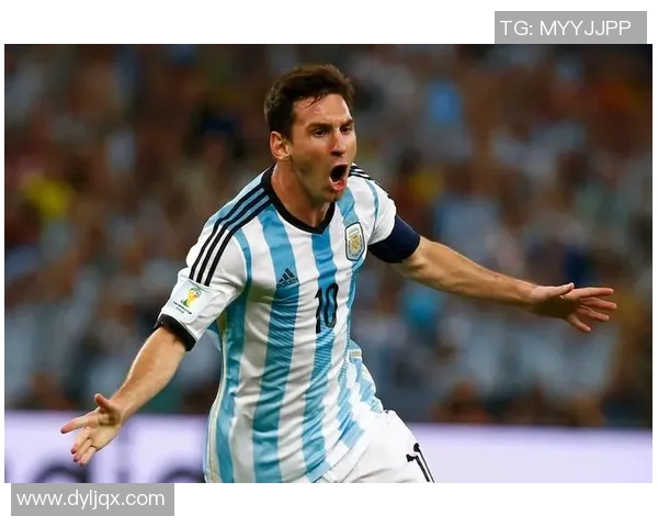 2018年足球明星15号的辉煌成就与传奇故事回顾 2018年足球明星15号的辉煌成就与传奇故事回顾