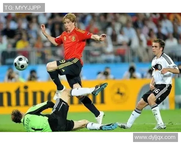 兔年足球明星风采展现球场上的兔年传奇瞬间回顾 兔年足球明星风采展现球场上的兔年传奇瞬间回顾