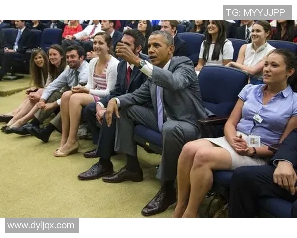 奥巴马与足球明星的友谊与合作如何影响全球体育文化发展