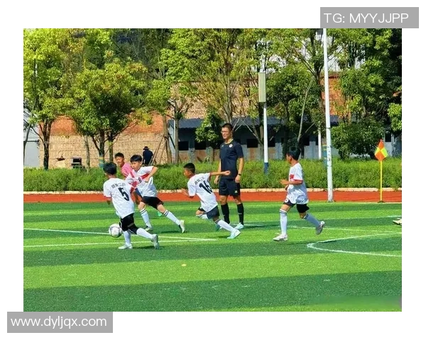 推动全民参与助力足球事业蓬勃发展共创美好未来