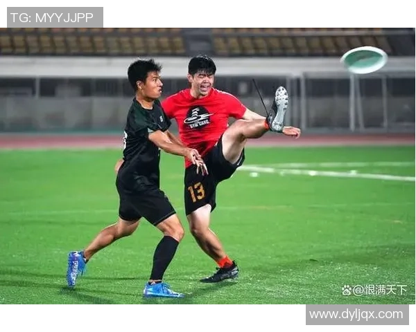 武汉飞盘队中路突破战术解析与实战应用探讨 武汉飞盘队中路突破战术解析与实战应用探讨