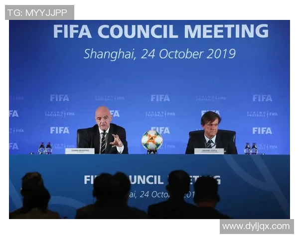 足球不停赛的魅力与挑战如何推动全球足球文化的持续发展与创新 足球不停赛的魅力与挑战如何推动全球足球文化的持续发展与创新