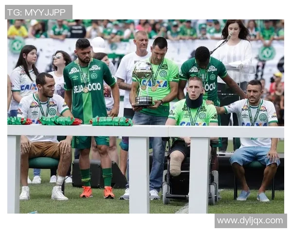 足球恺撒的传奇之路:从绿茵场到历史舞台的辉煌征程 足球恺撒的传奇之路:从绿茵场到历史舞台的辉煌征程