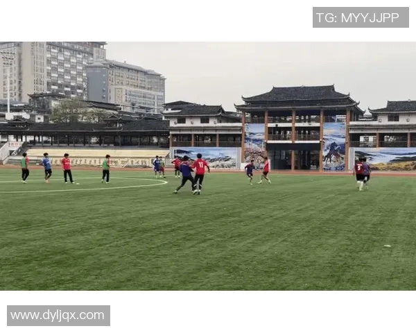 足球莲花绽放青春梦想在绿茵场上追逐辉煌与荣耀的旅程 足球莲花绽放青春梦想在绿茵场上追逐辉煌与荣耀的旅程